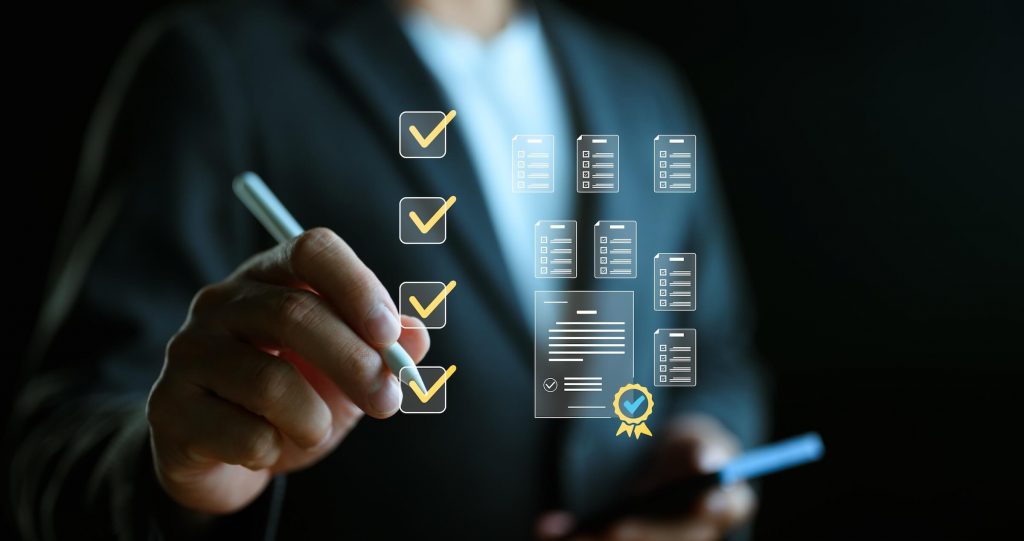 Zarządzanie jakością z zapewnieniem jakości lub kontrolą jakości lub kontrolą jakości i doskonaleniem